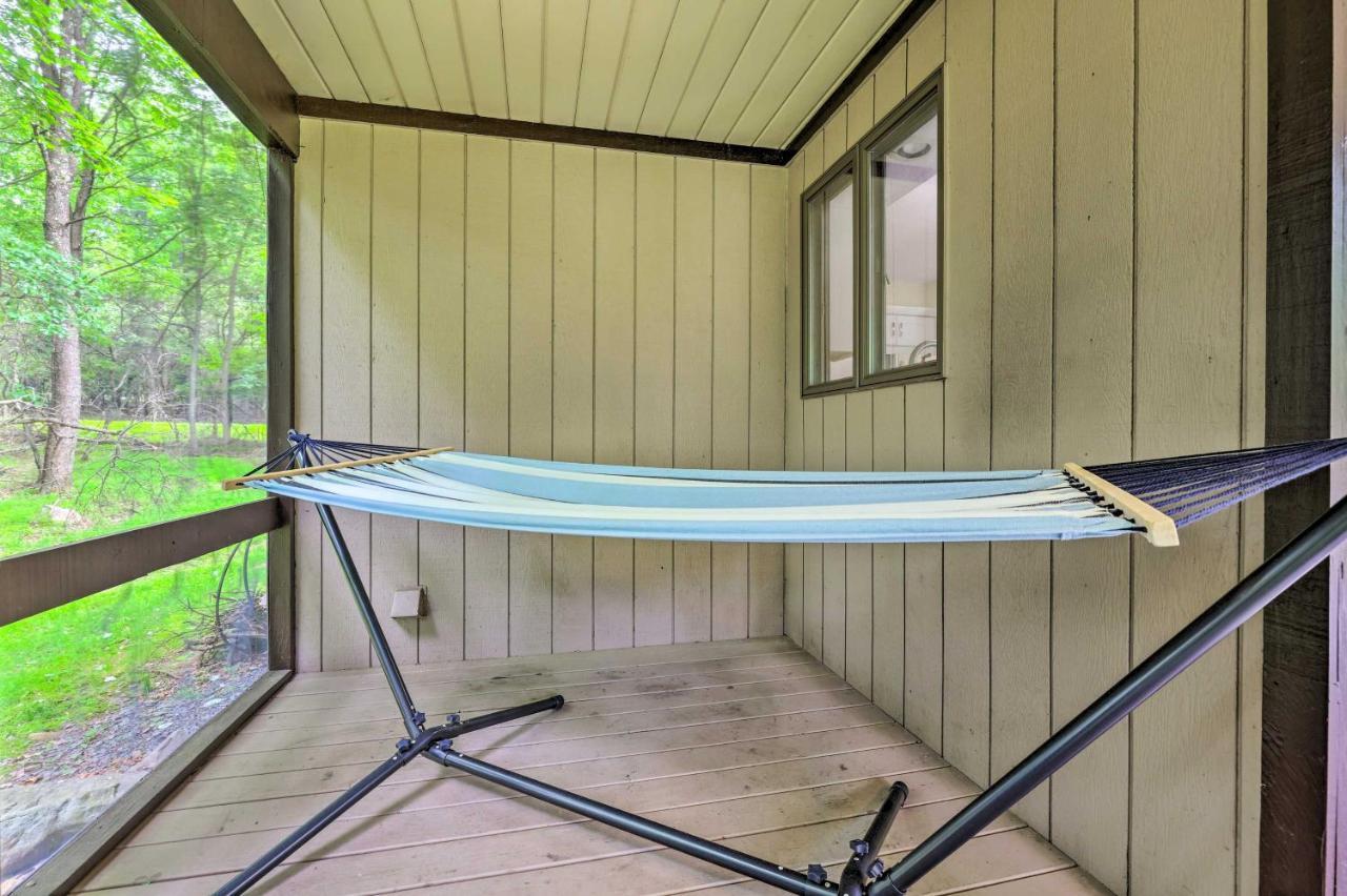 Holiday home Family-friendly Poconos Escape With Fire Pit!